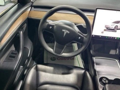 Used 2023 Tesla Model 3 Standard Range RWD image 17
