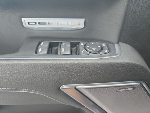 Used 2023 GMC Sierra 1500 Denali AWD/4WD image 28