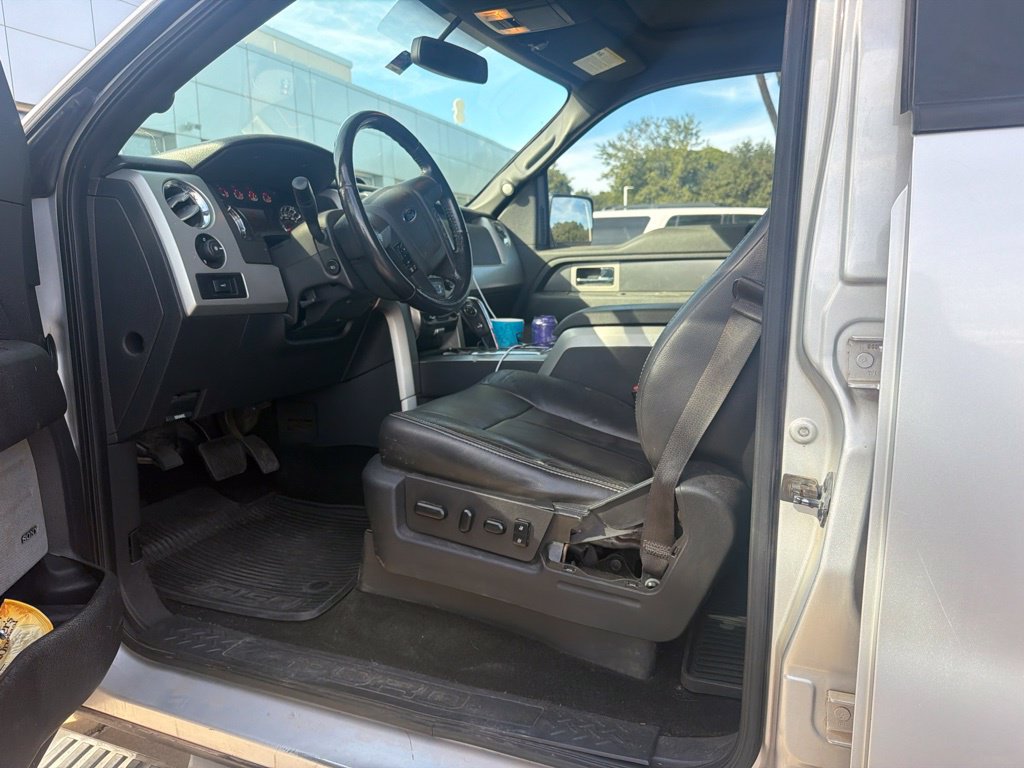 Used 2014 Ford F150 FX4 w/ Equipment Group 402A Luxury AWD/4WD image 19