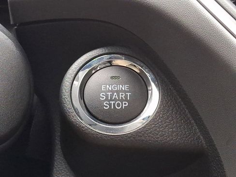 Certified 2025 Subaru Crosstrek 2.0i Premium image 24