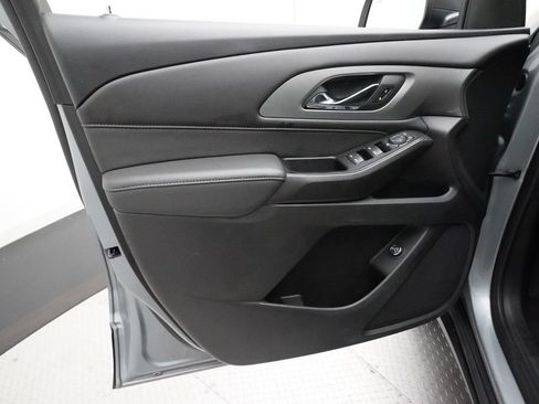 Used 2023 Chevrolet Traverse LT w/ LPO, Floor Liner Package AWD/4WD image 27