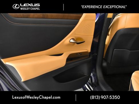 Used 2022 Lexus ES 350 w/ Premium Package image 23