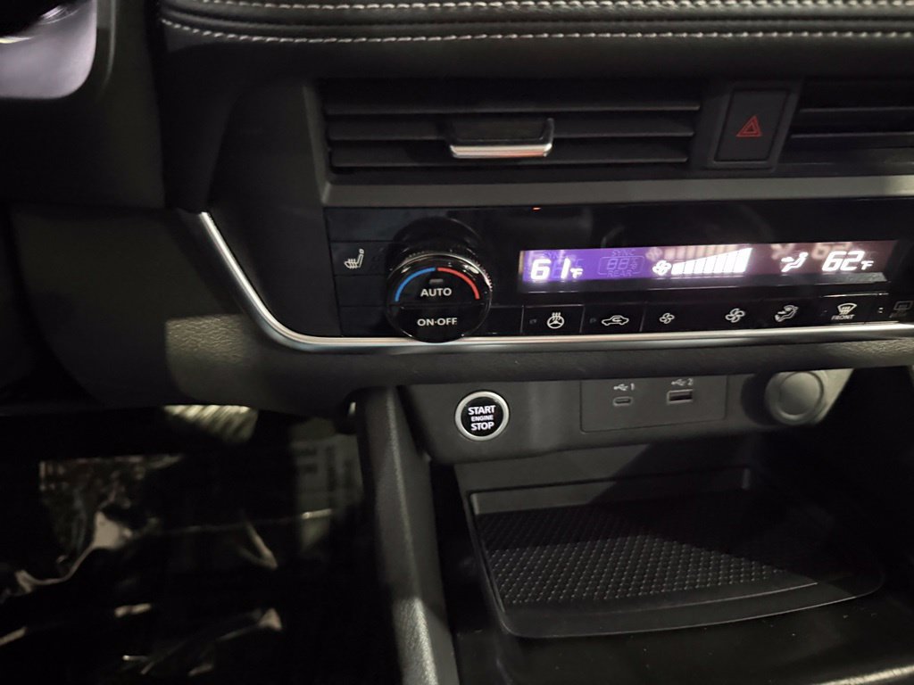 Certified 2023 Nissan Rogue SV w/ SV Premium B Package FWD image 17