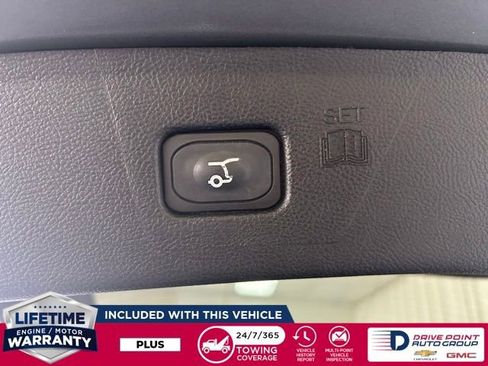 Used 2024 Ford Edge Titanium image 43