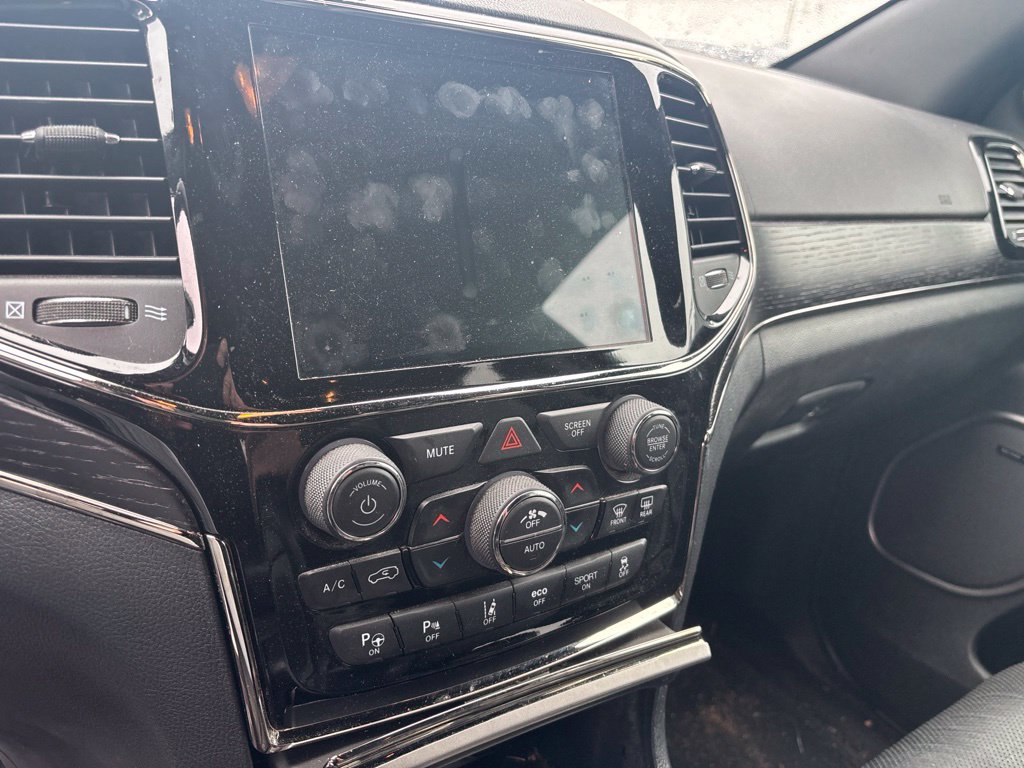 Used 2020 Jeep Grand Cherokee High Altitude AWD/4WD image 11