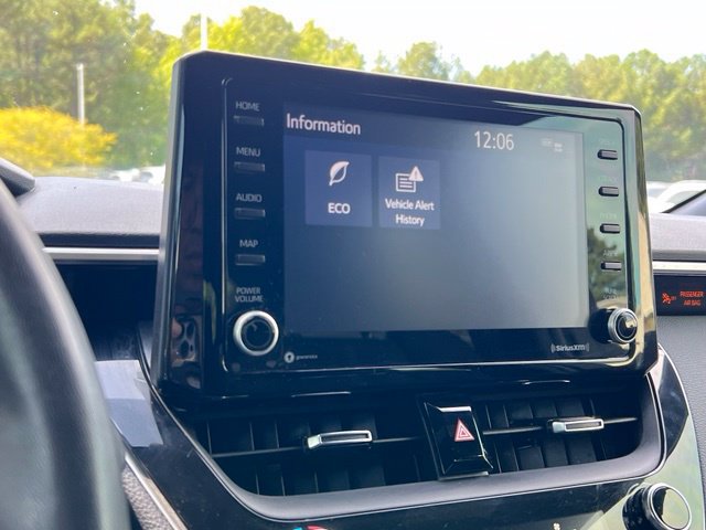 Used 2022 Toyota Corolla SE FWD image 35