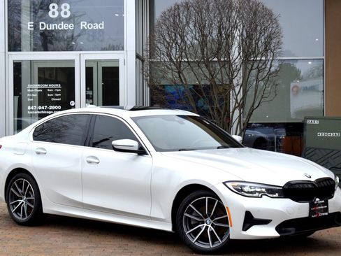 Used 2020 BMW 330i xDrive Sedan w/ Convenience Package image 2