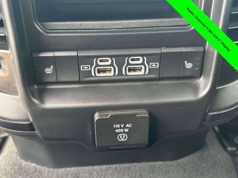Used 2022 RAM 1500 Laramie AWD/4WD image 30