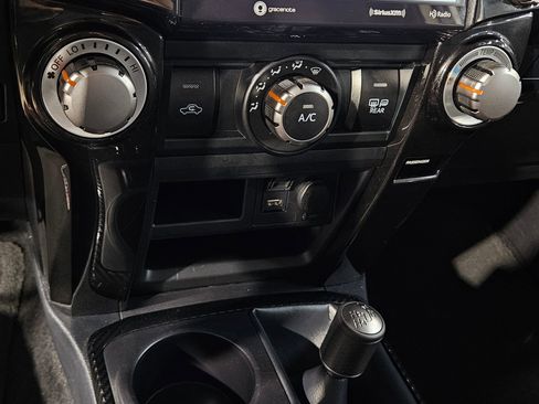 Used 2024 Toyota 4Runner TRD Off-Road image 31