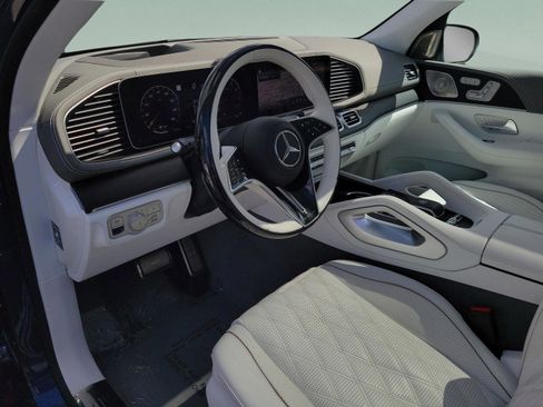 Certified 2024 Mercedes-Benz Maybach GLS 600 4MATIC image 20