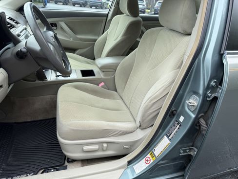 Used 2007 Toyota Camry LE FWD image 15