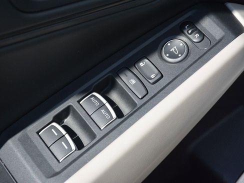Used 2023 Honda Accord EX image 11