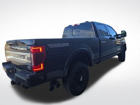 Used 2022 Ford F350 Platinum w/ Tremor Off-Road Package image 6