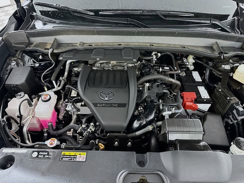 Certified 2025 Toyota Grand Highlander AWD image 11