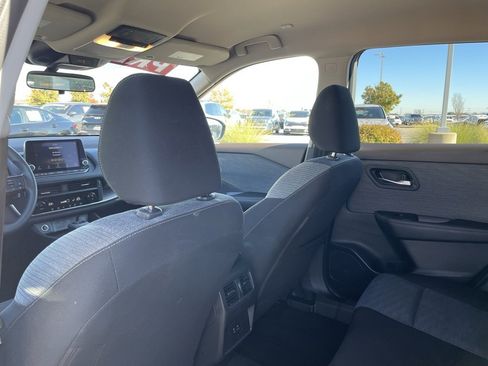 Used 2023 Nissan Rogue SV image 26