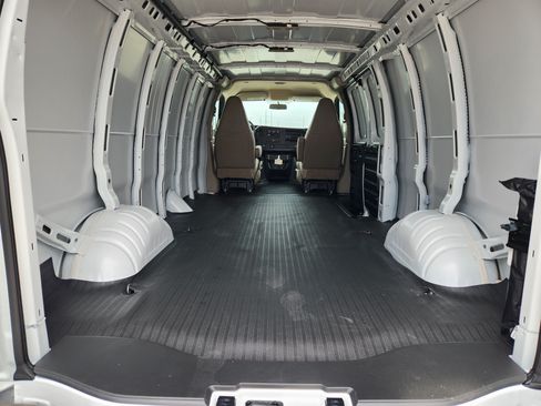 New 2026 Chevrolet Express 2500 Extended w/ Driver Convenience Package RWD image 21