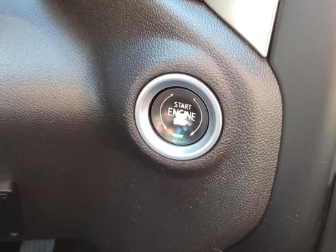 Used 2020 Chevrolet Silverado 1500 LT w/ Texas Edition image 26