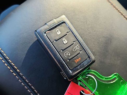 Used 2022 Jeep Grand Cherokee Summit w/ Luxury Tech Group V image 53