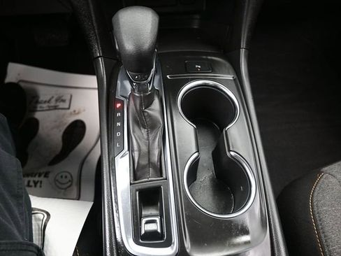 Used 2024 Chevrolet Equinox LT image 11