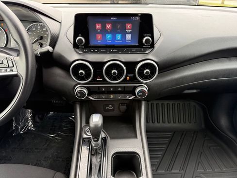 Used 2022 Nissan Sentra S image 17