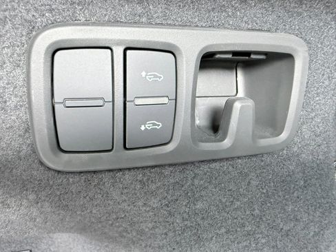 Used 2023 Audi SQ8 Premium Plus AWD/4WD image 49