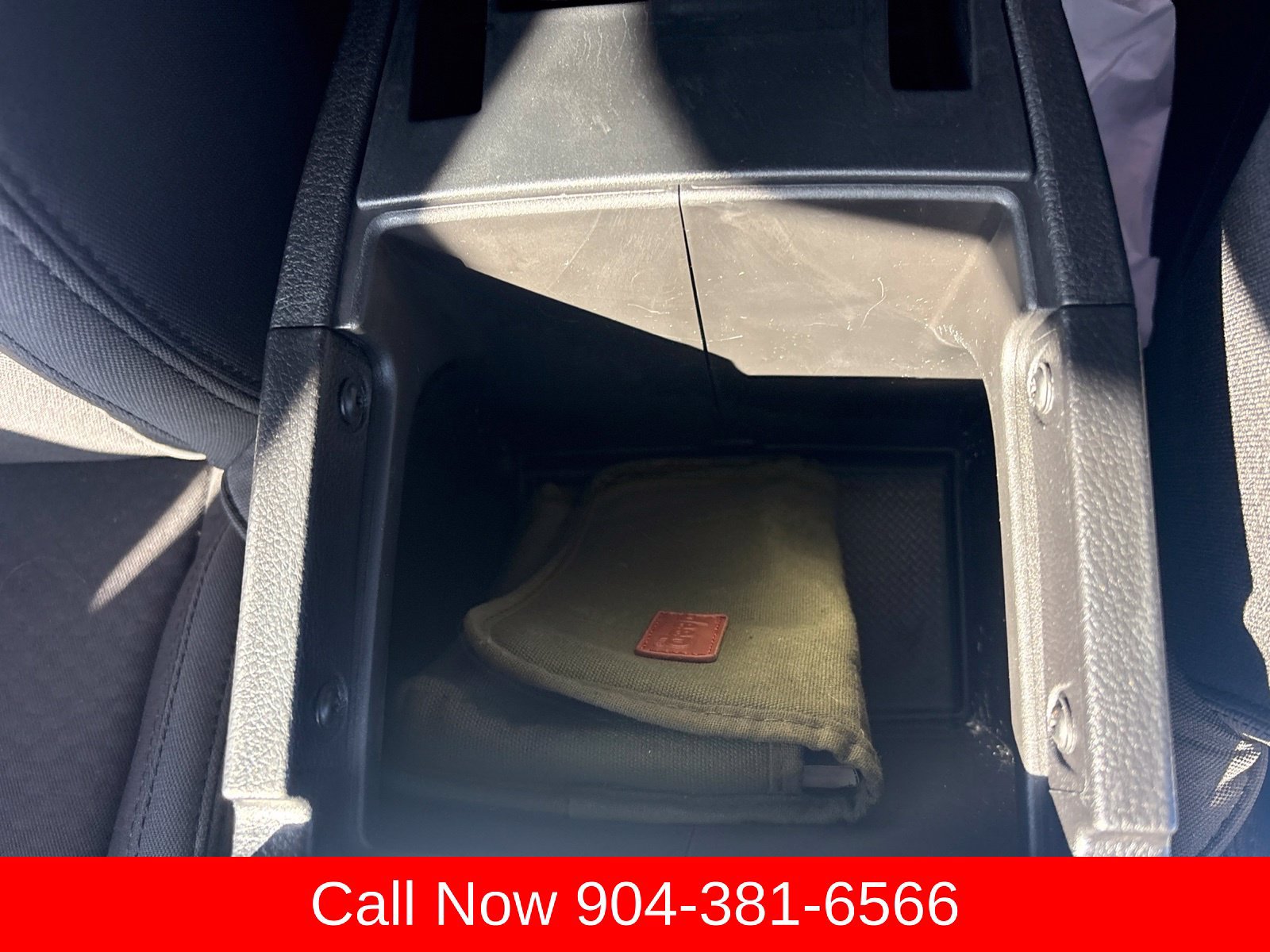 Used 2015 Jeep Wrangler Sport AWD/4WD image 32