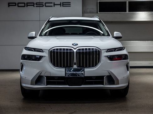 Used 2025 BMW X7 xDrive40i image 10