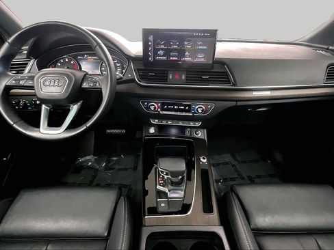 Used 2023 Audi Q5 2.0T Premium w/ Convenience Package AWD/4WD image 16