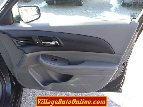 Used 2013 Chevrolet Malibu LS image 32