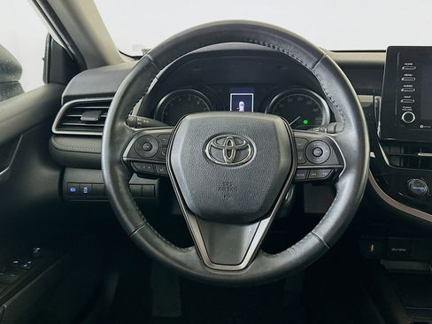 Used 2021 Toyota Camry SE w/ Carpet Mat Package (TMS) image 17