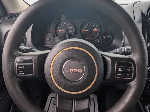 Used 2014 Jeep Patriot Sport w/ Power Value Group image 9