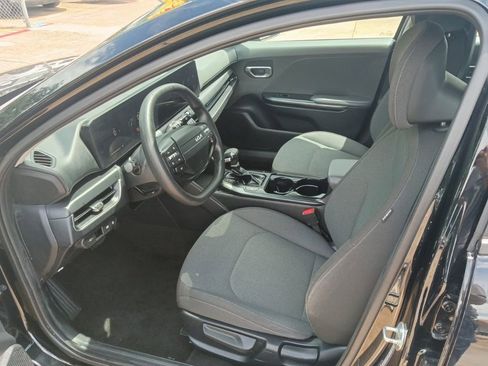 Used 2025 Kia K4 FWD image 4