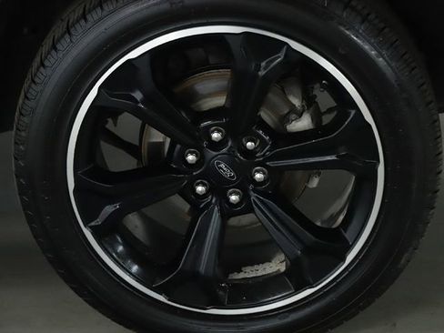 Used 2022 Ford Expedition Limited image 50