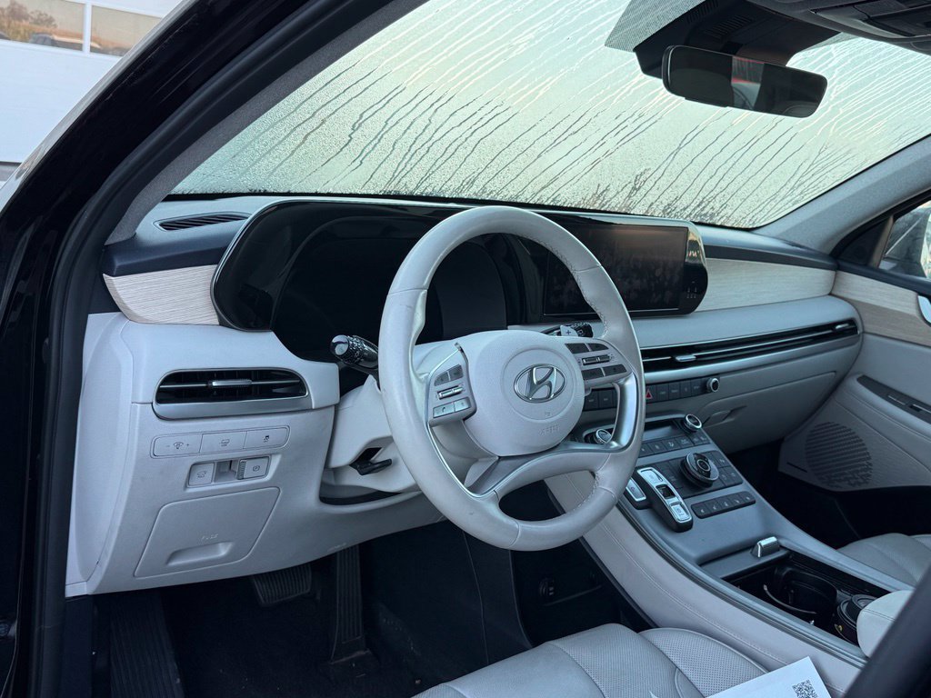 Used 2024 Hyundai Palisade Limited AWD/4WD image 4