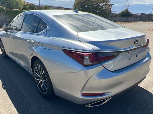 Certified 2023 Lexus ES 350 w/ Premium Package FWD image 4