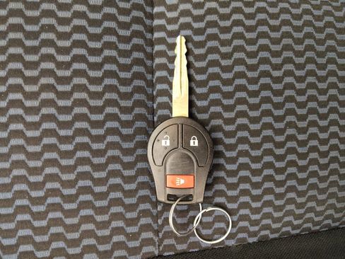 Used 2018 Nissan Versa Note SV FWD image 32