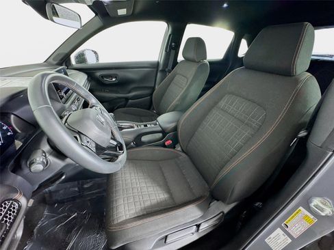 Used 2023 Honda HR-V Sport image 12