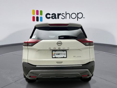 Used 2023 Nissan Rogue SL image 4