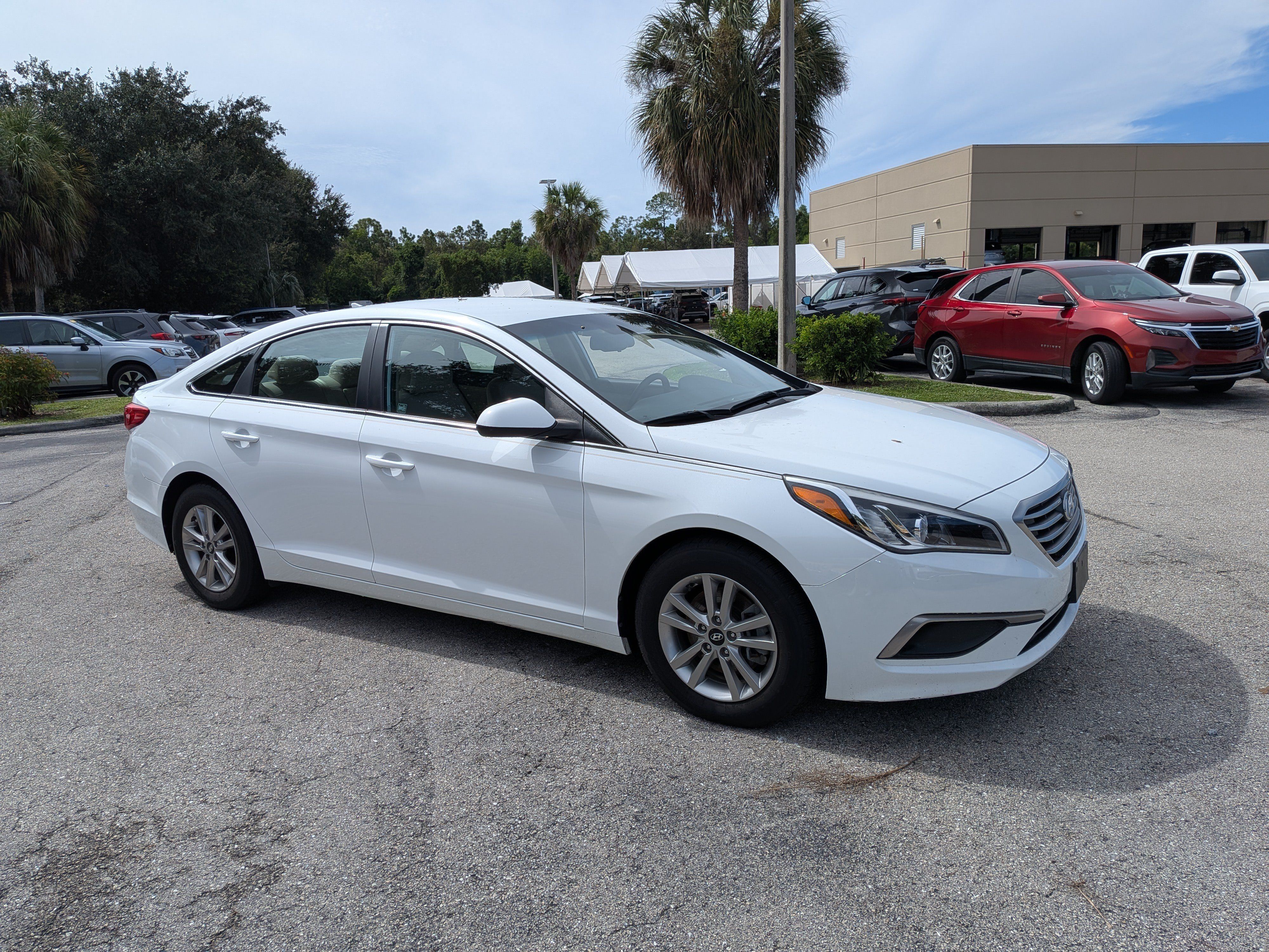 Used 2017 Hyundai Sonata ECO FWD image 2