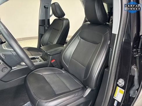 Used 2024 Ford Explorer Limited w/ Equipment Group 301A image 16