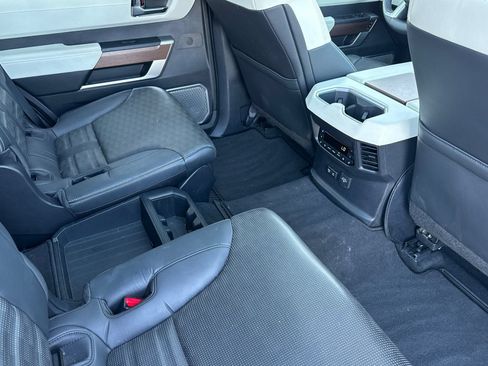 Used 2023 Toyota Sequoia Capstone AWD/4WD image 19