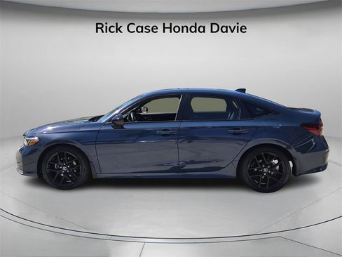 Certified 2025 Honda Civic Sport image 4