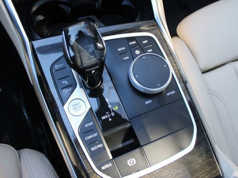 Used 2021 BMW 330i xDrive Sedan w/ Convenience Package image 23