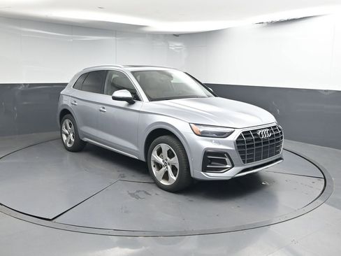 Used 2021 Audi Q5 Prestige AWD/4WD image 27