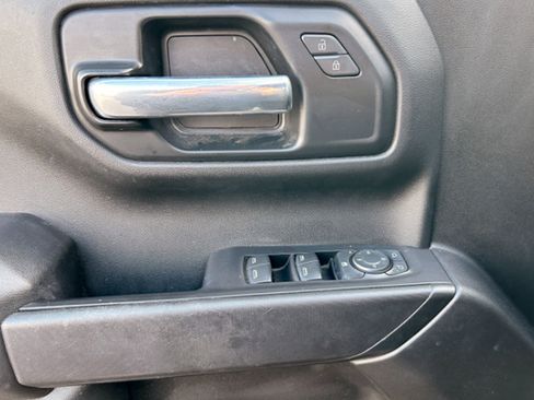 Used 2021 Chevrolet Silverado 1500 Custom Trail Boss image 22