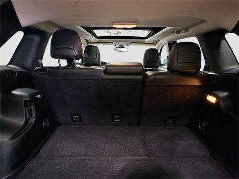 Used 2018 Jeep Cherokee Trailhawk w/ Quick Order Package 27L image 28