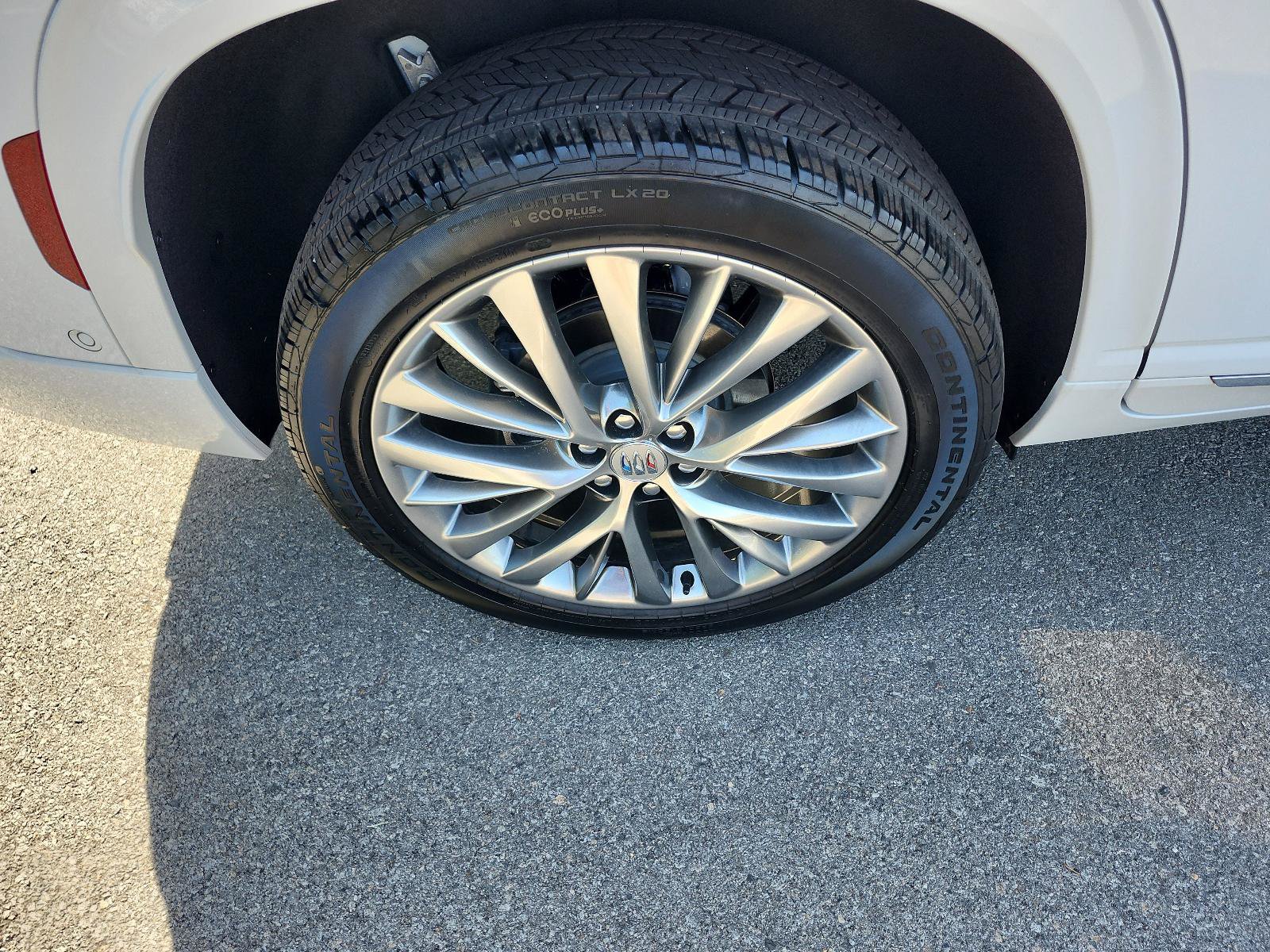 Used 2026 Buick Enclave Avenir w/ Super Cruise Package FWD image 5