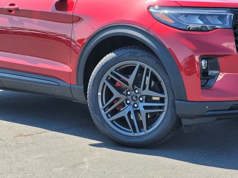 New 2026 Ford Explorer ST w/ Sun And Sound Package image 2