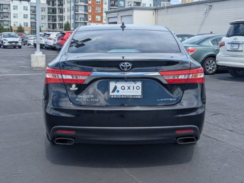 Used 2015 Toyota Avalon Limited w/ Technology Package FWD image 6