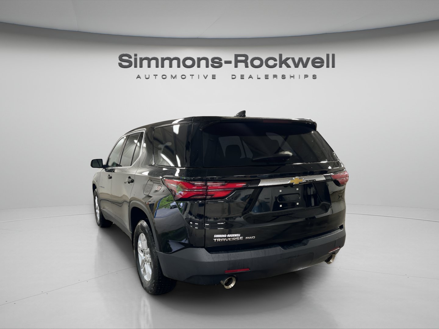 Used 2023 Chevrolet Traverse LS w/ LPO, Floor Liner Package AWD/4WD image 3